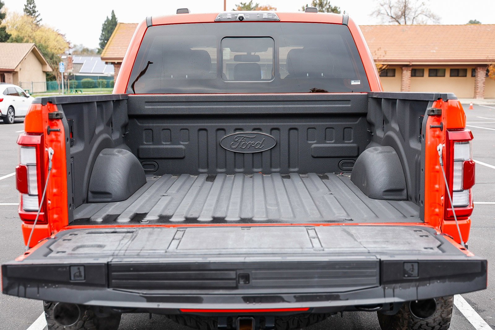 Used 2022 Ford F150 Raptor w/ Raptor 37 Performance Package image 27