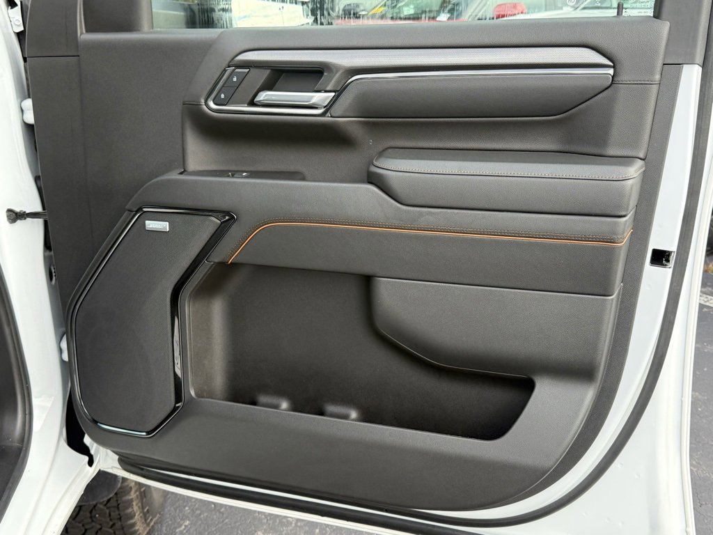 Used 2024 GMC Sierra 3500 AT4 w/ AT4 Premium Plus Package image 19