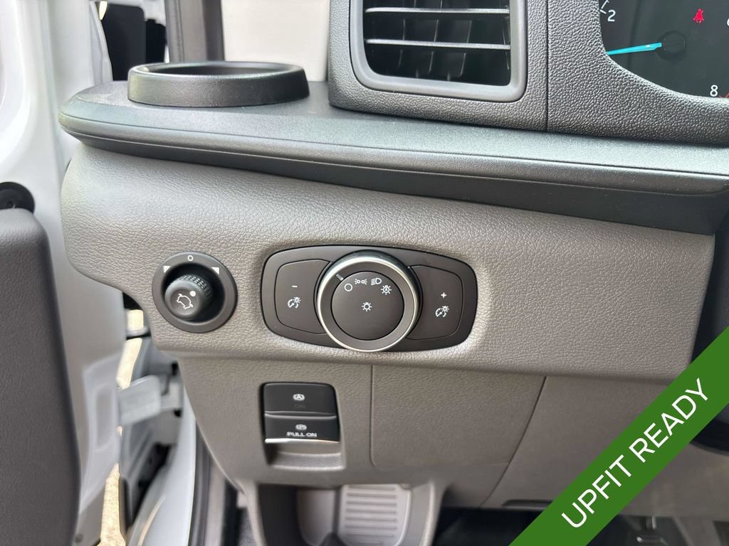 New 2025 Ford Transit 350 148 Medium Roof RWD image 30