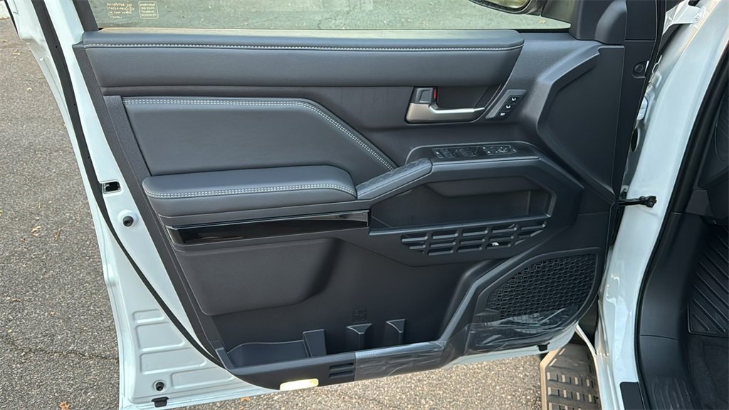 New 2025 Toyota 4Runner Limited image 13