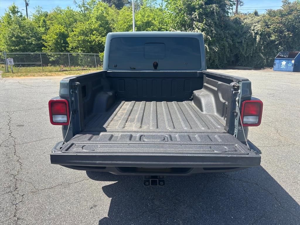 Used 2025 Jeep Gladiator Sport AWD/4WD image 26