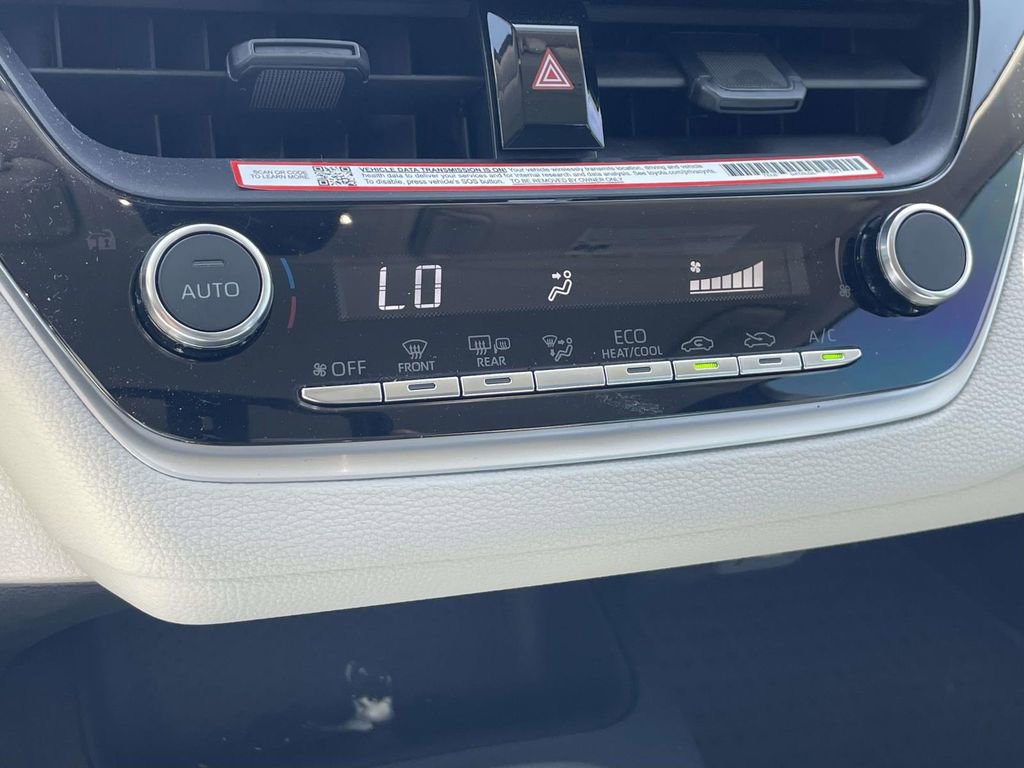 Used 2026 Toyota Corolla LE image 19