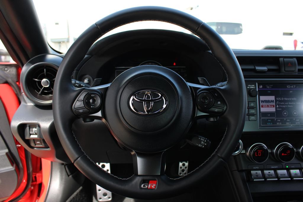 Used 2025 Toyota GR86 Premium w/ ALL Weather Mat Package (TMS) image 10