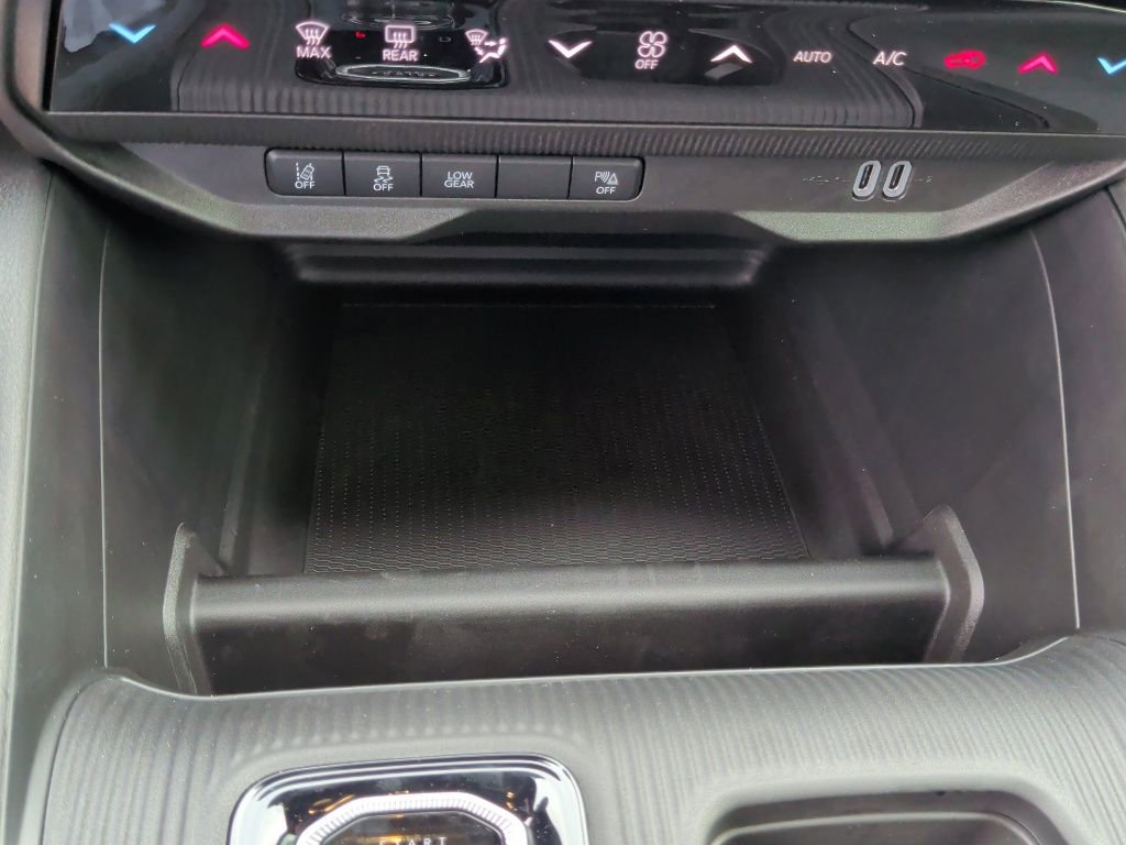 New 2026 Jeep Cherokee Laredo AWD/4WD image 31