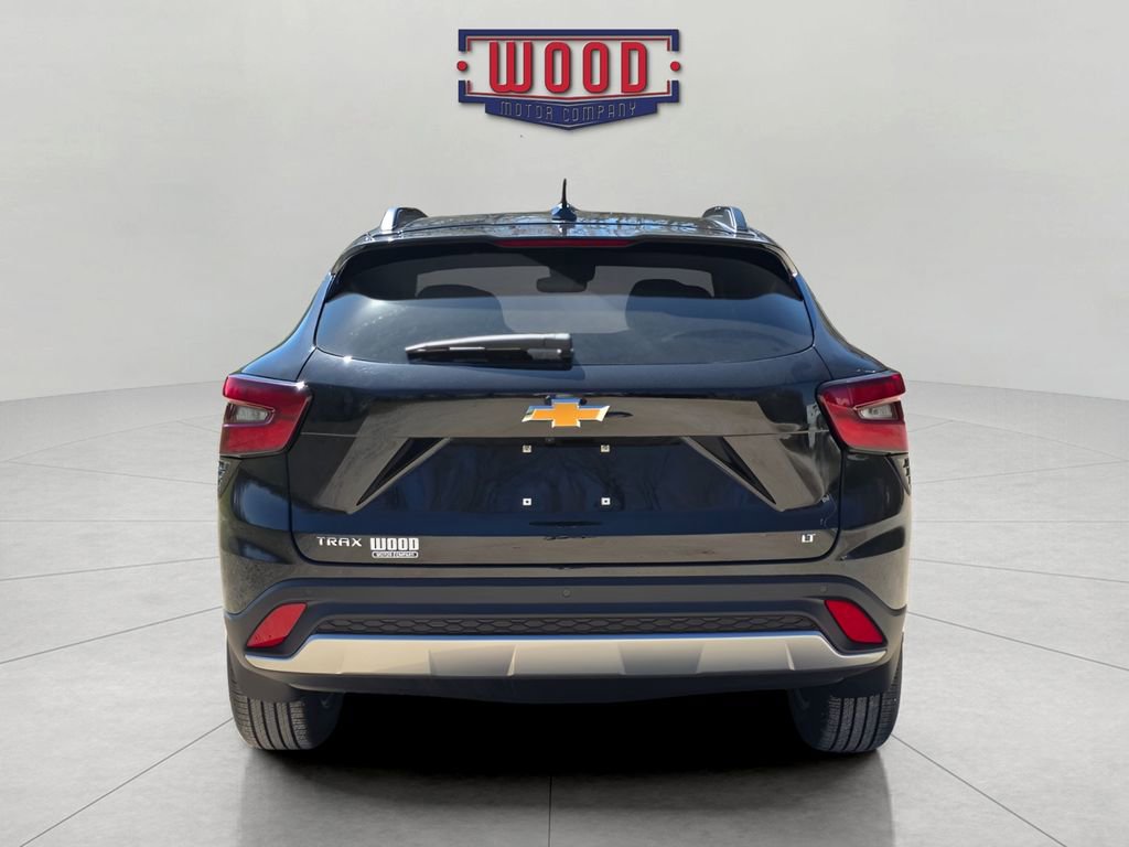 New 2026 Chevrolet Trax LT w/ Driver Confidence Package image 3