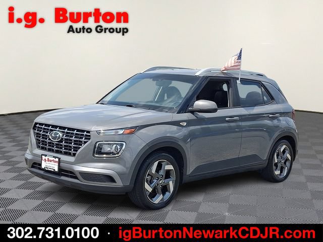 Used 2022 Hyundai Venue SEL FWD image 3