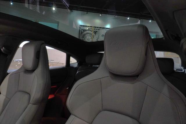 Used 2024 Porsche Taycan Turbo image 23