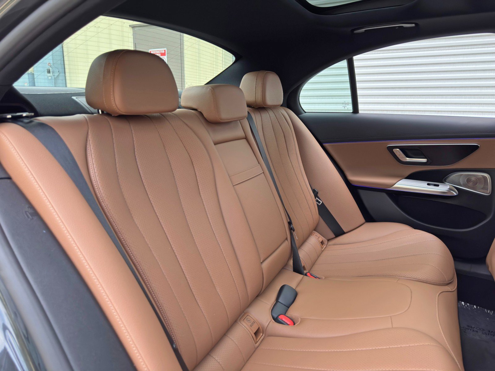 Used 2025 Mercedes-Benz E 350 4MATIC Sedan w/ Multicontour Seating Package image 48
