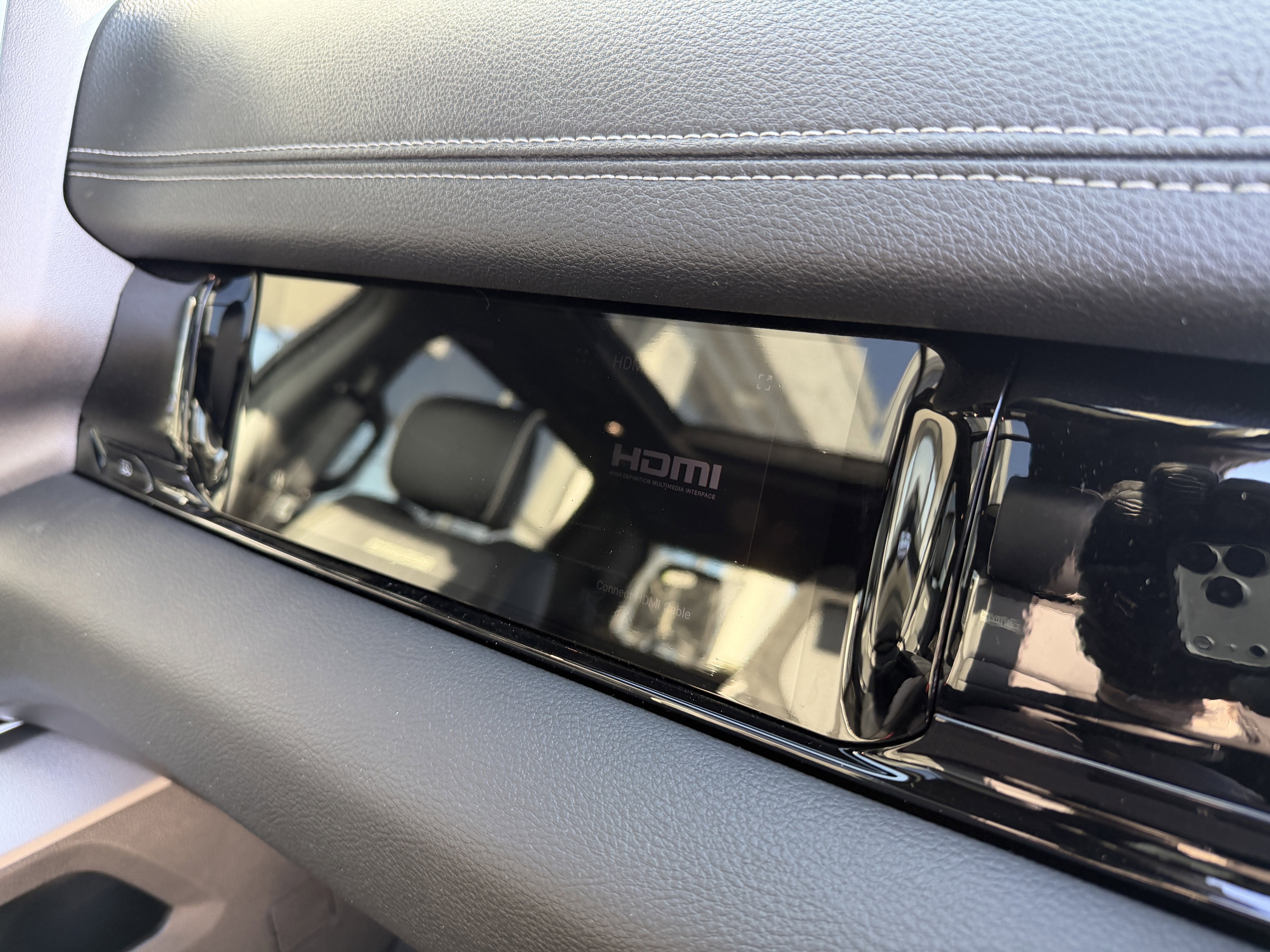 New 2026 RAM 1500 Laramie w/ Night Edition image 27