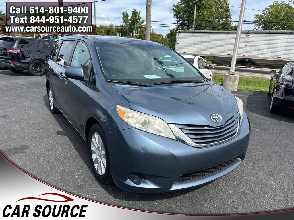 Used 2015 Toyota Sienna LE AWD/4WD image 10