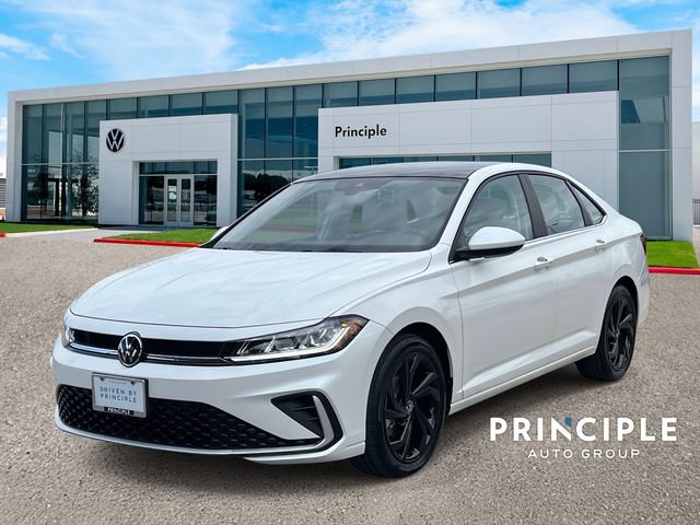Used 2026 Volkswagen Jetta SE FWD image 1