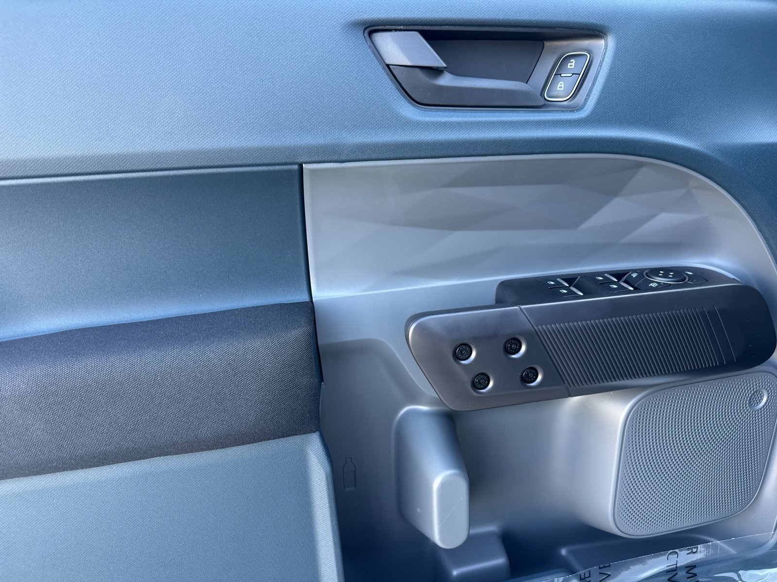 New 2026 Ford Maverick XL FWD image 10