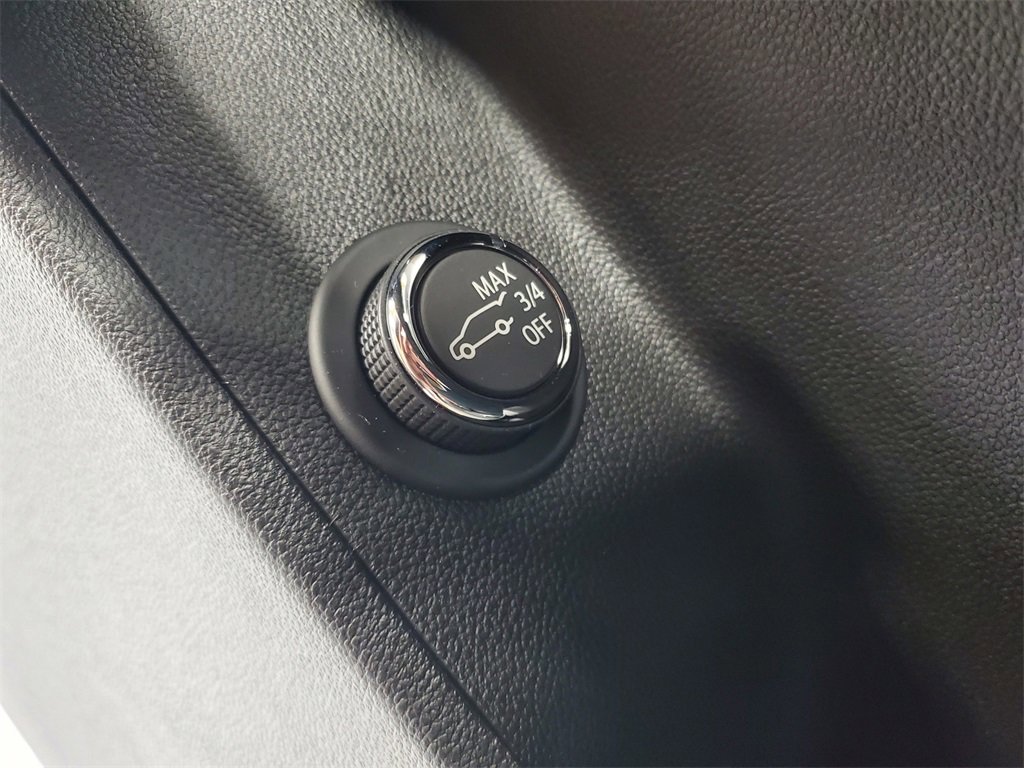 New 2025 Cadillac XT5 Sportv w/ LPO, Red Accent Package image 12