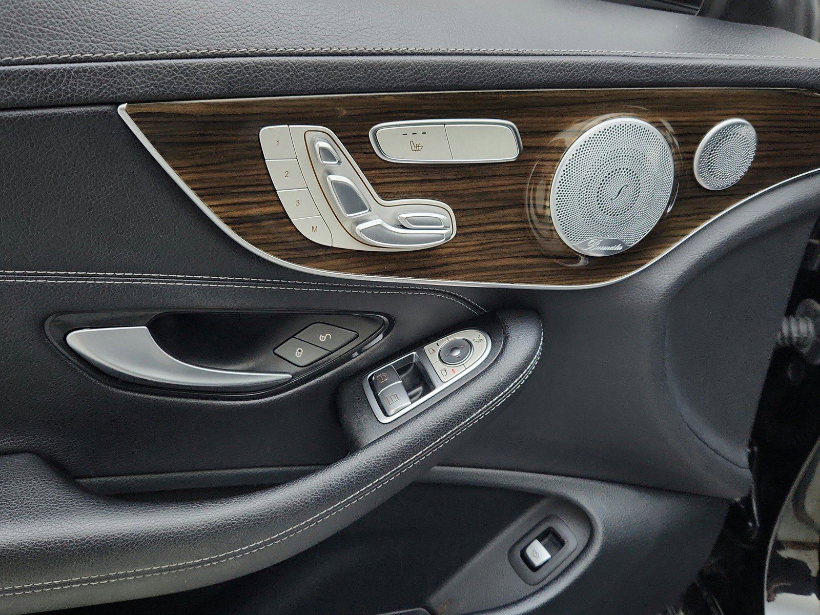 Certified 2022 Mercedes-Benz C 300 Coupe w/ AMG Line image 16