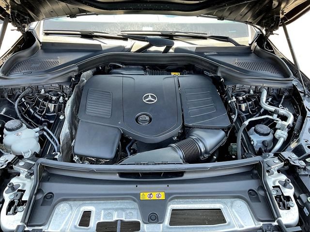 Certified 2023 Mercedes-Benz GLC 300 4MATIC image 32