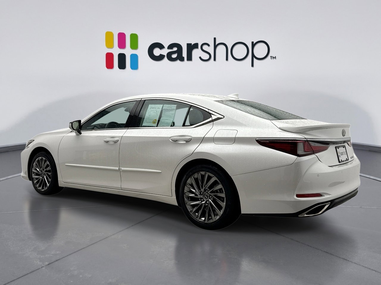 Used 2024 Lexus ES 350 w/ Luxury Package image 3