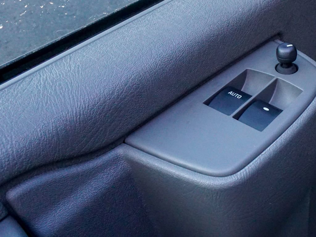 Used 2022 Chevrolet Express 3500 w/ Power Convenience Package image 15