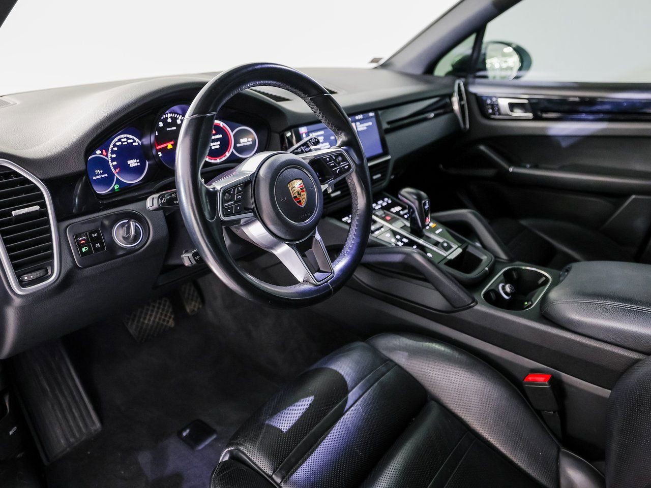 Certified 2020 Porsche Cayenne image 4