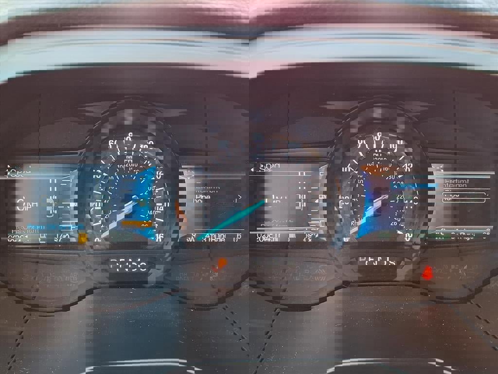 Used 2022 Ford Edge SEL image 17