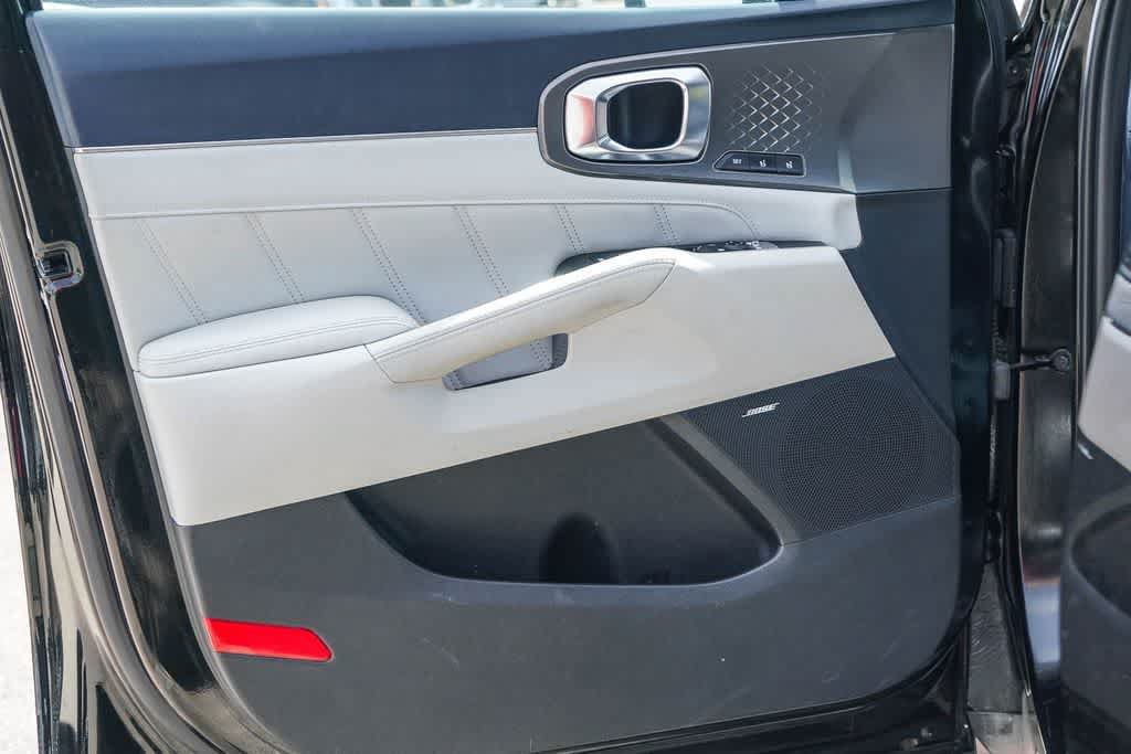 Certified 2023 Kia Sorento SX Prestige AWD/4WD image 19