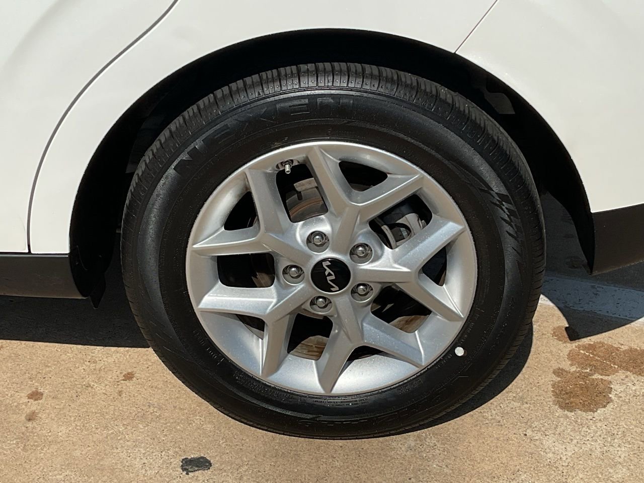 Used 2025 Kia Soul LX w/ LX Technology Package image 8