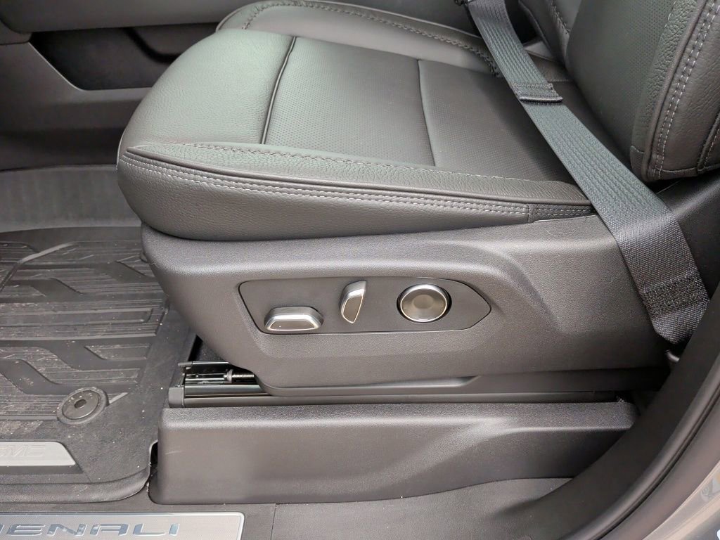 New 2026 GMC Sierra 1500 Denali image 14