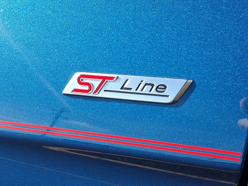 Used 2024 Ford Edge ST-Line w/ Class II Trailer Tow Package image 30