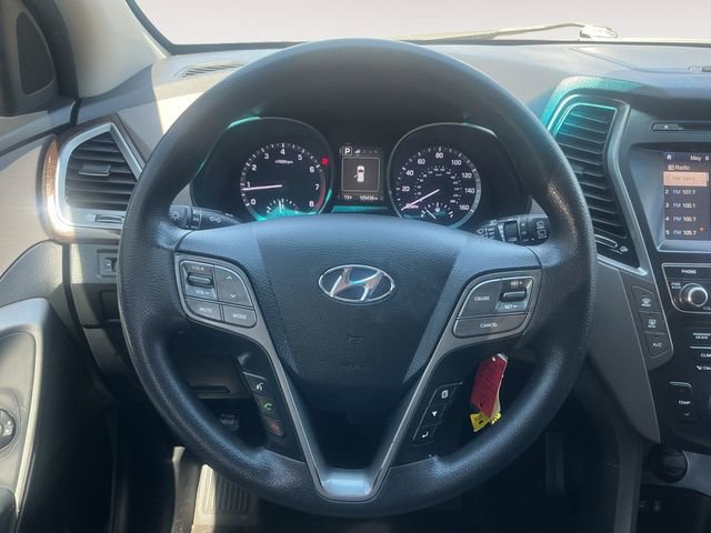 Used 2017 Hyundai Santa Fe SE AWD/4WD image 12