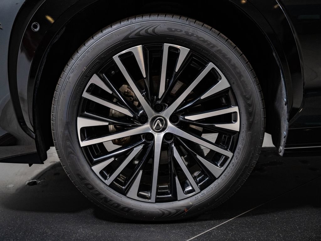 Certified 2024 Lexus RZ 450e Premium w/ Technology Package AWD/4WD image 13