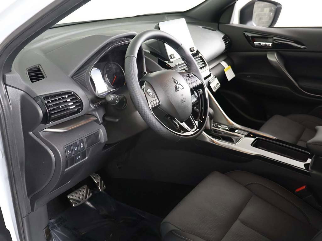 New 2026 Mitsubishi Eclipse Cross Black Edition image 23