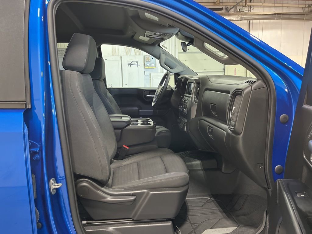 Certified 2023 Chevrolet Silverado 1500 Custom image 25