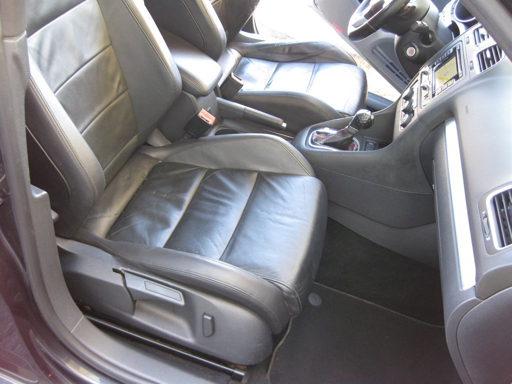 Used 2012 Volkswagen GTI Autobahn FWD image 31