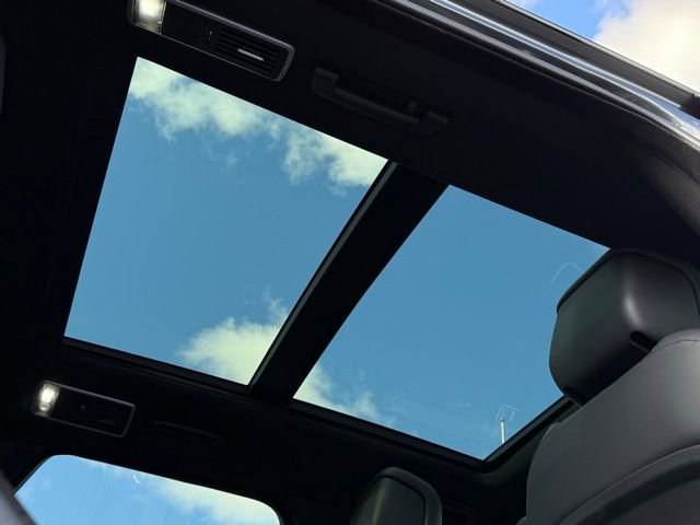 Used 2022 Land Rover Range Rover Sport HST image 6