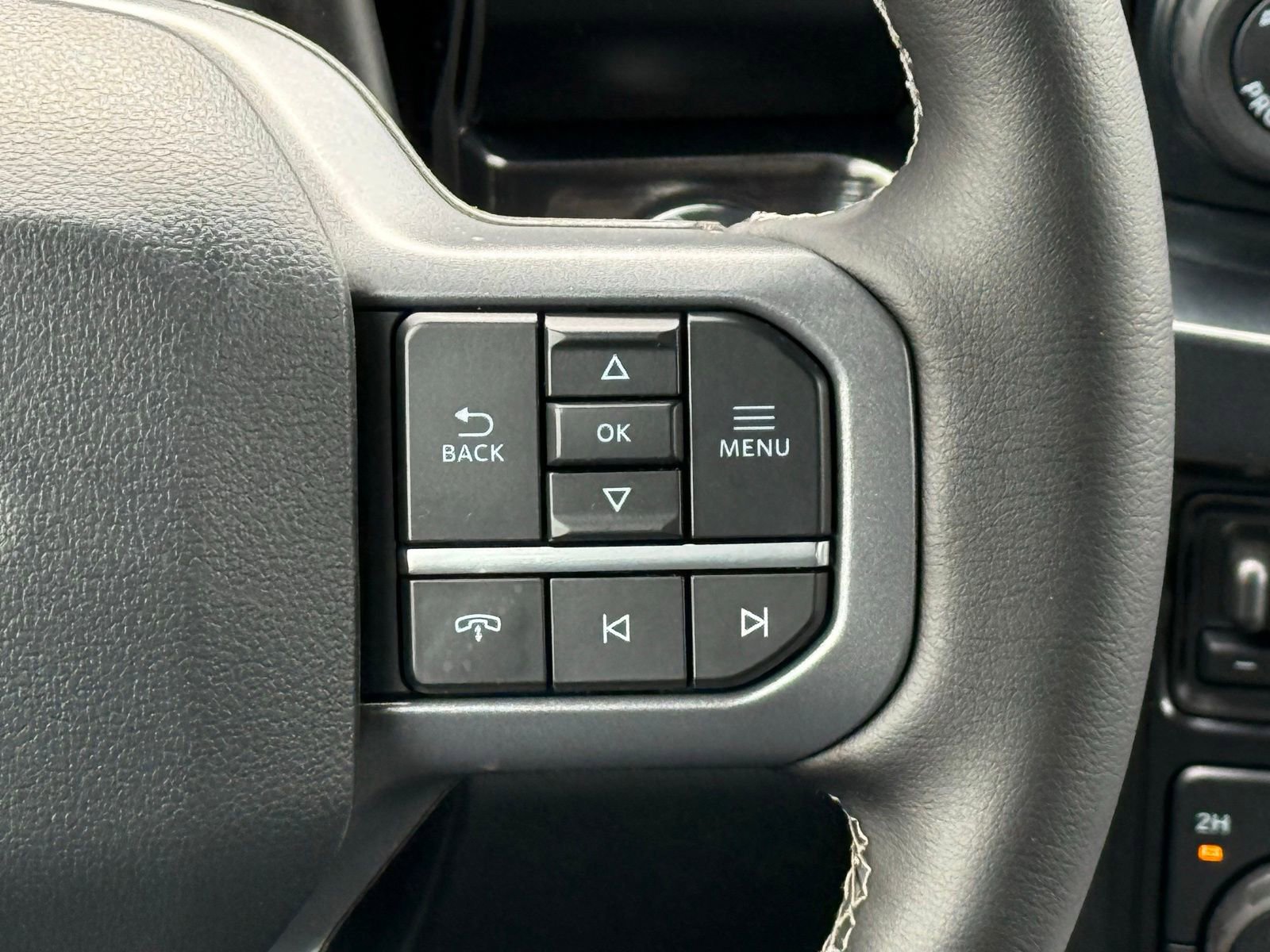 New 2026 Ford F250 Lariat w/ Black Appearance Package image 35