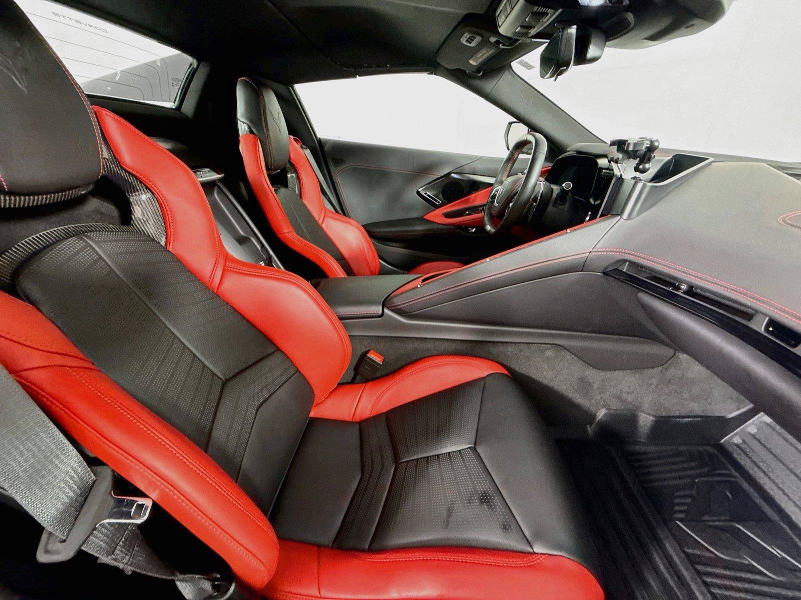 Used 2025 Chevrolet Corvette E-Ray AWD/4WD image 41