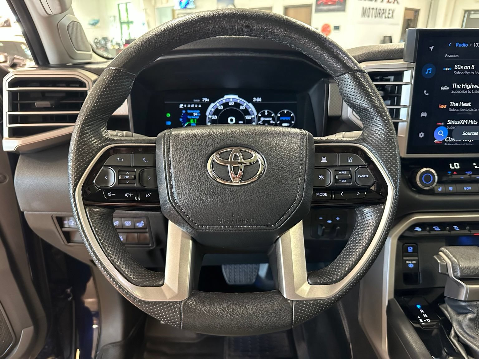 Used 2024 Toyota Tundra Limited AWD/4WD image 18