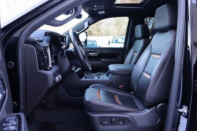 Used 2025 GMC Sierra 2500 AT4 w/ AT4 Premium Plus Package image 24