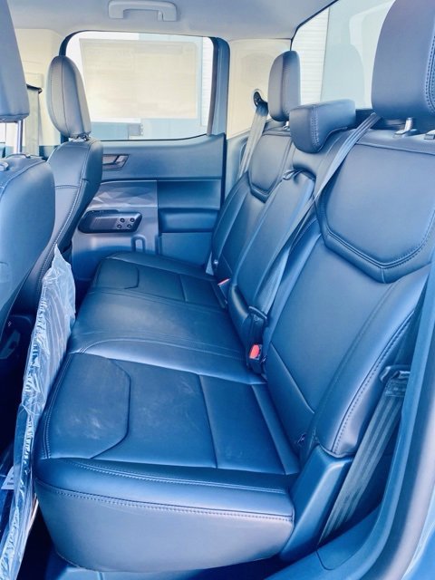 New 2026 Ford Maverick Lariat image 11