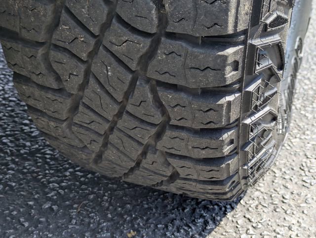 Used 2024 Chevrolet Colorado ZR2 w/ ZR2 Convenience Package III AWD/4WD image 12