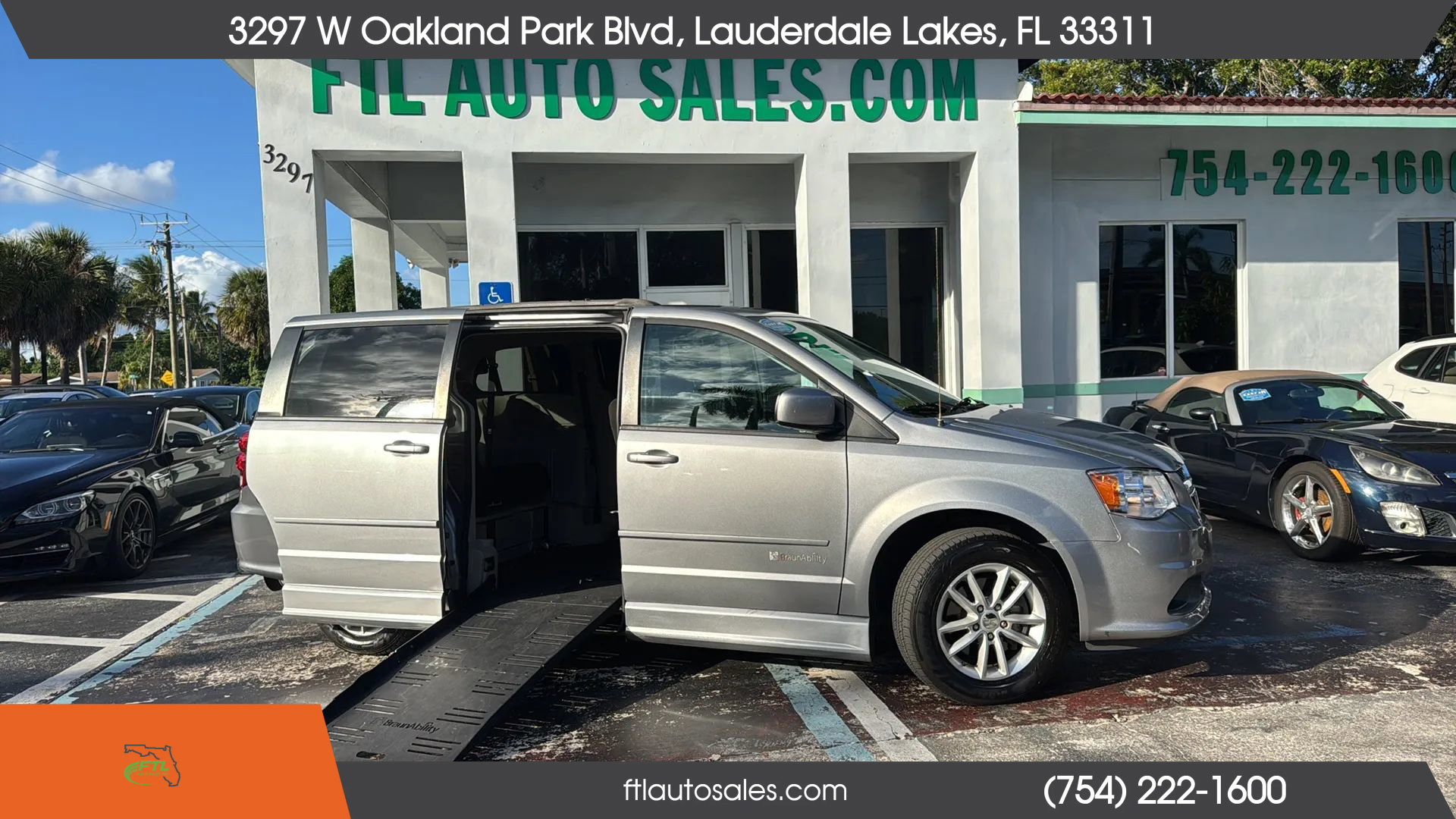 Used 2016 Dodge Grand Caravan SXT w/ Rear Park Assist Package