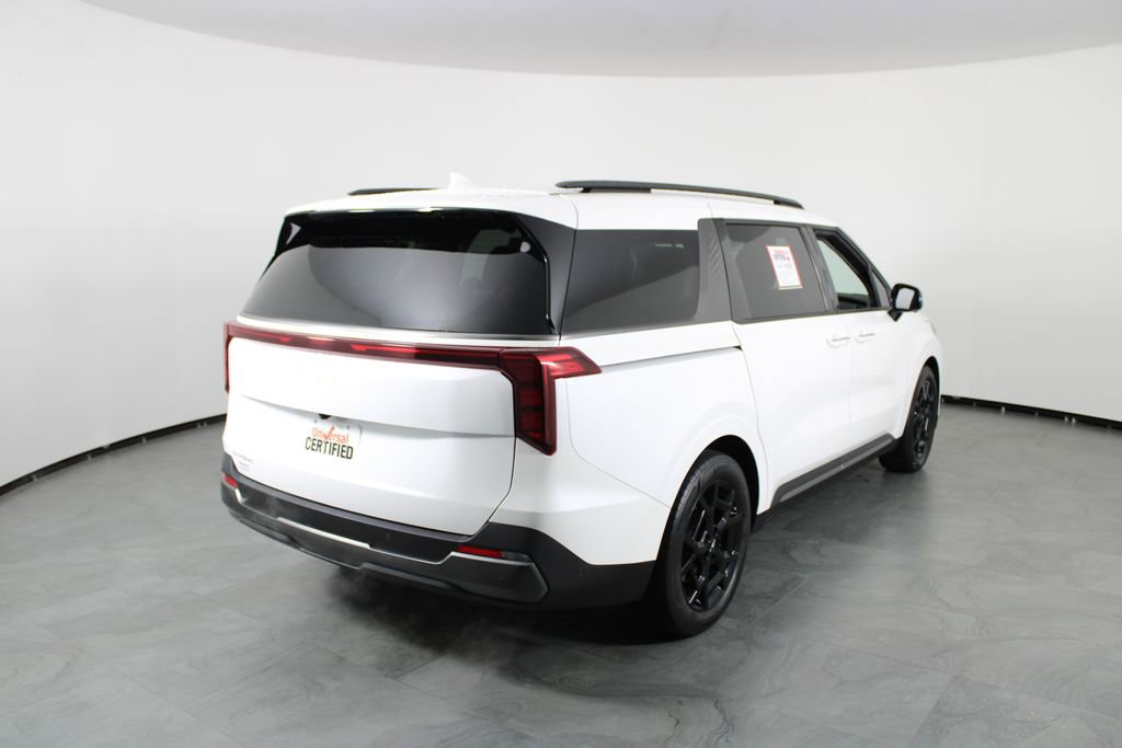 Used 2025 Kia Carnival SX image 16
