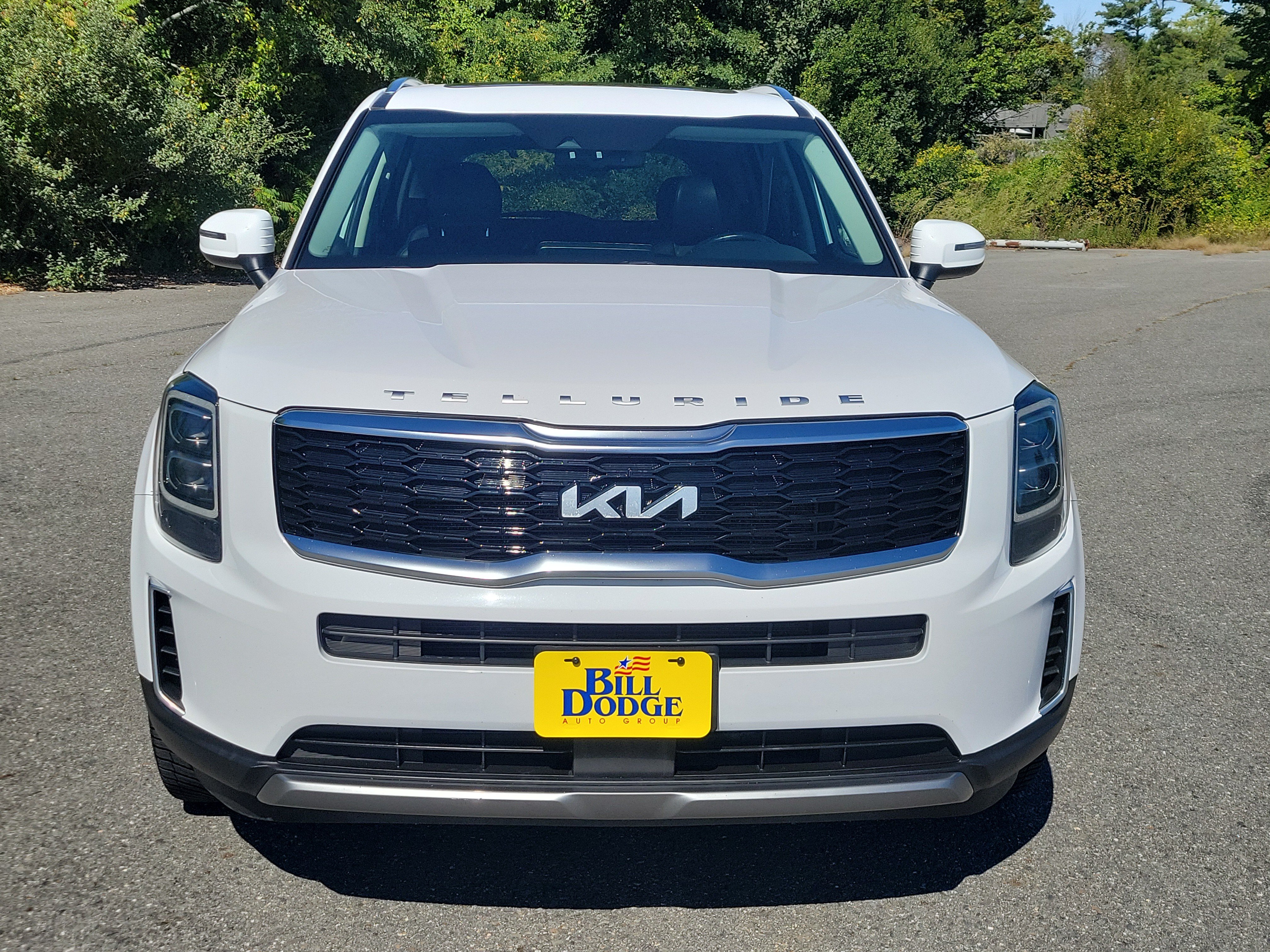 Used 2022 Kia Telluride EX w/ EX Premium Package AWD/4WD image 2