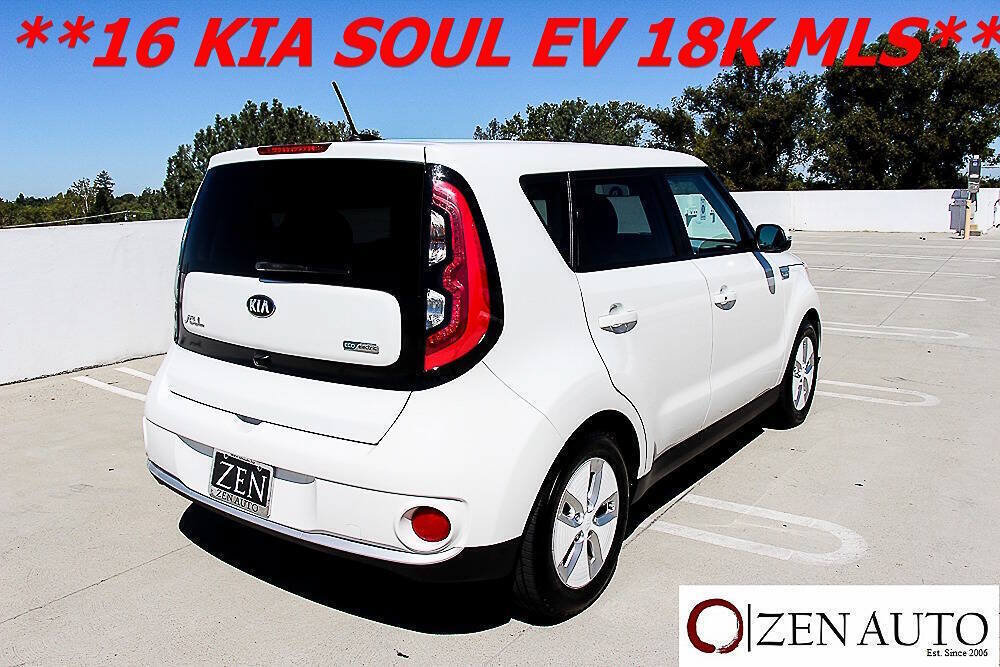 Used 2016 Kia Soul EV FWD image 7