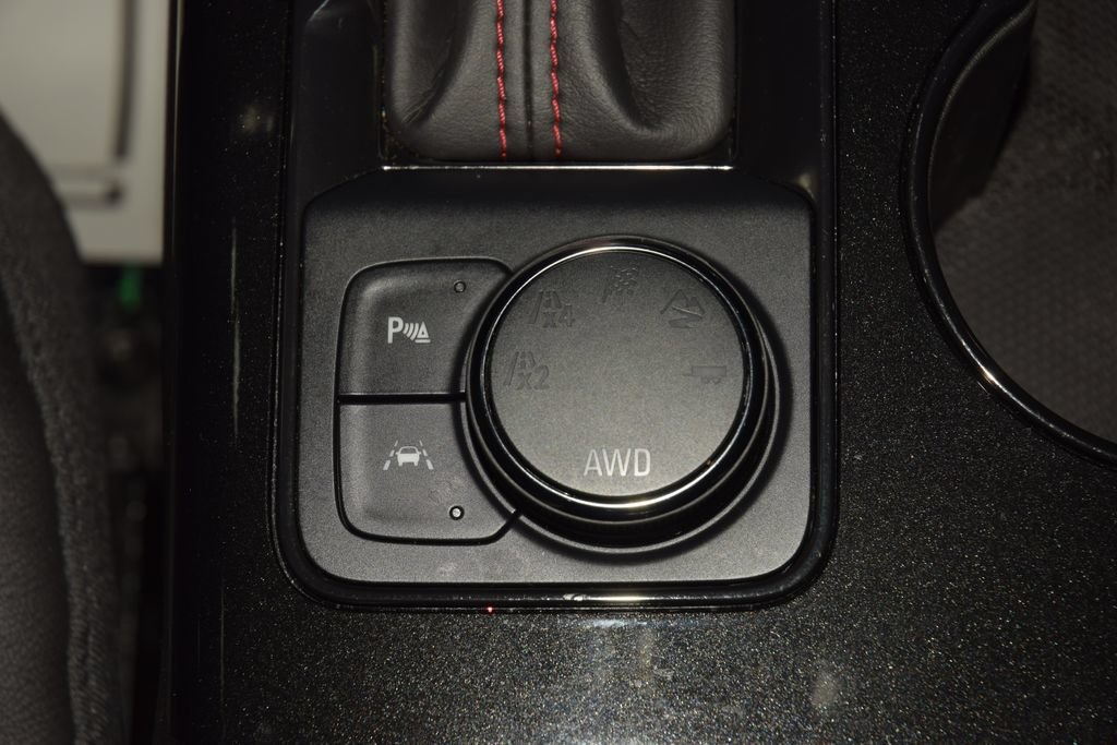 Used 2020 Chevrolet Blazer RS AWD/4WD image 37