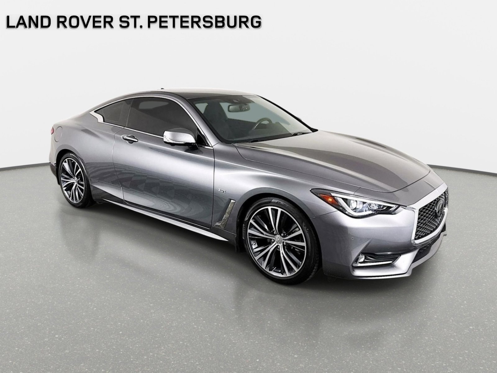 Used 2019 INFINITI Q60 3.0t Luxe w/ Essential Package RWD image 4