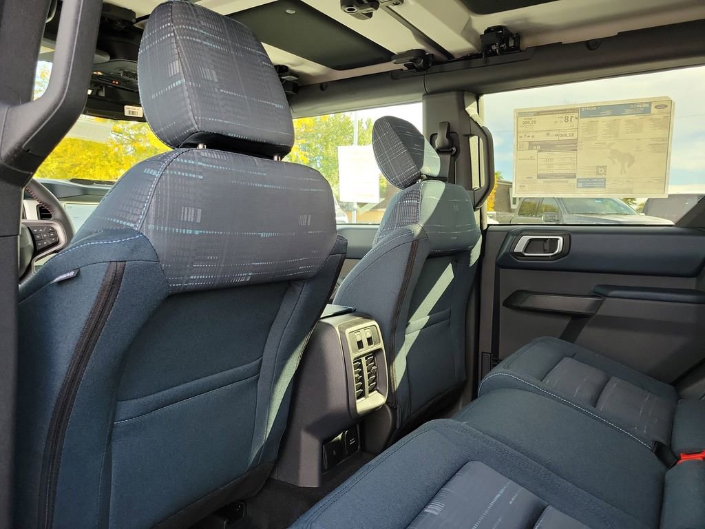 New 2025 Ford Bronco Heritage Edition image 15