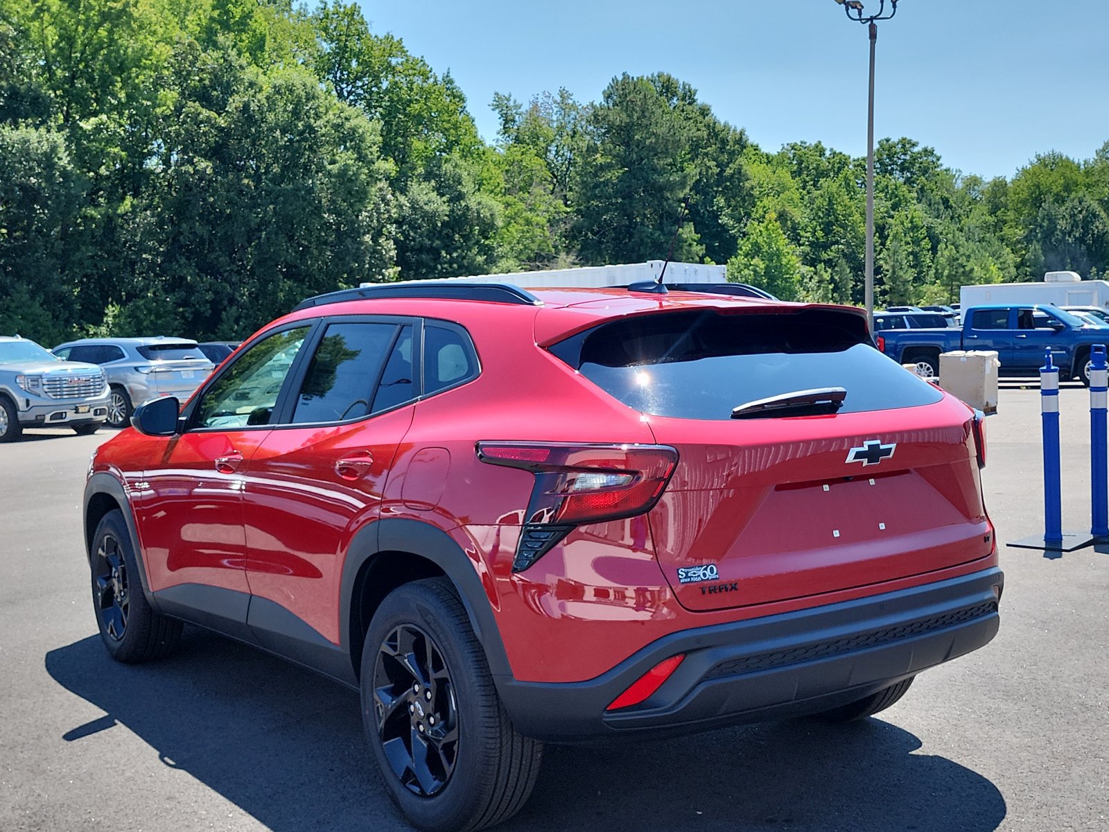New 2026 Chevrolet Trax LT w/ Driver Confidence Package FWD image 3
