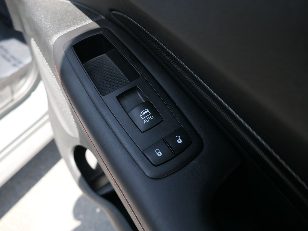 Used 2024 Dodge Durango GT RWD image 24