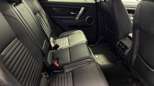 Used 2021 Land Rover Discovery Sport S image 17