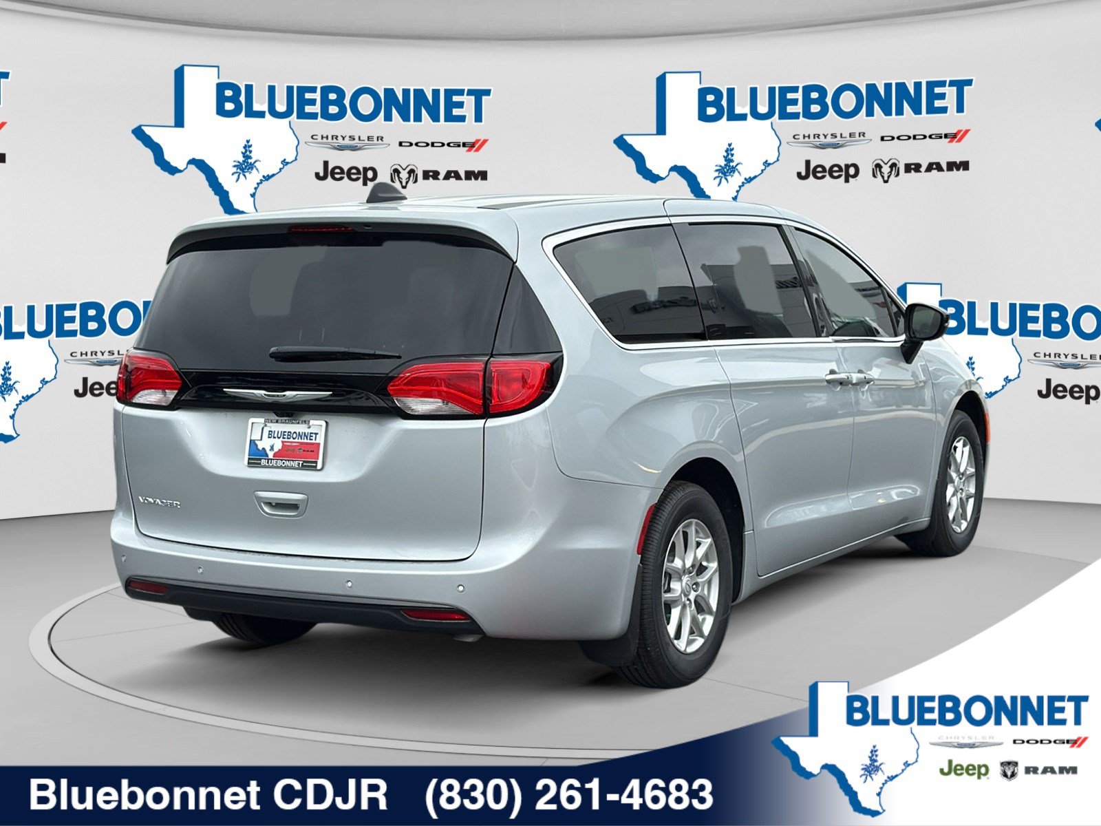New 2026 Chrysler Voyager LX FWD image 5